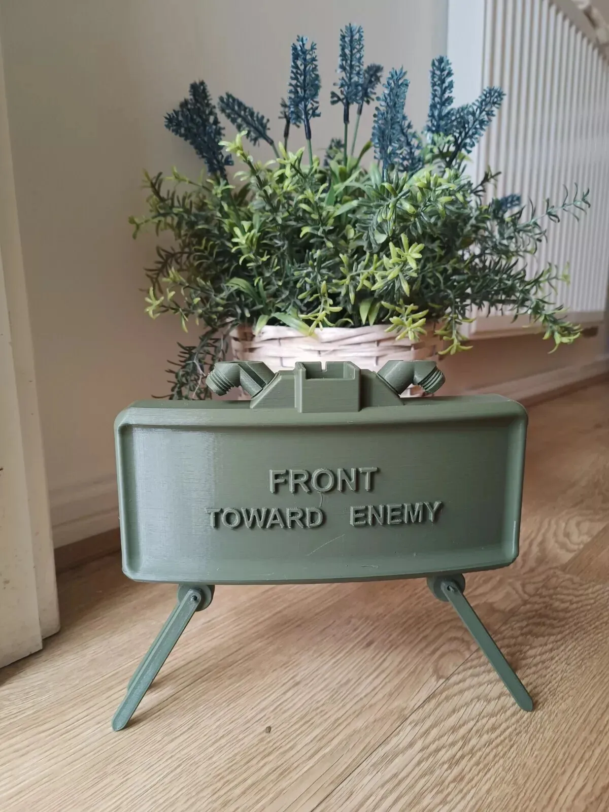 Claymore mine M18A1 replica 1:1 scale - olive green colour